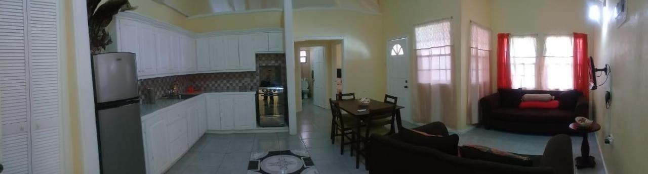 Southern Haven Guesthouse Laborie Kültér fotó